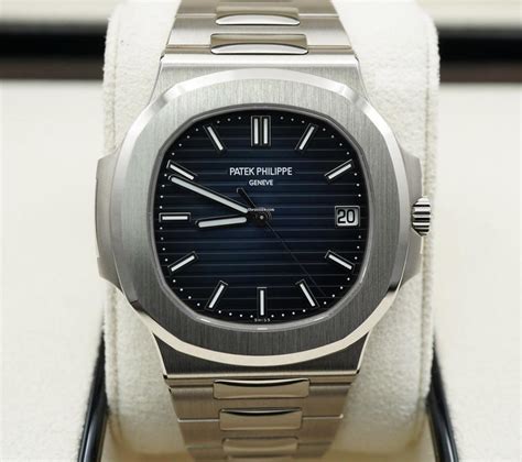 harga patek philippe nautilus original